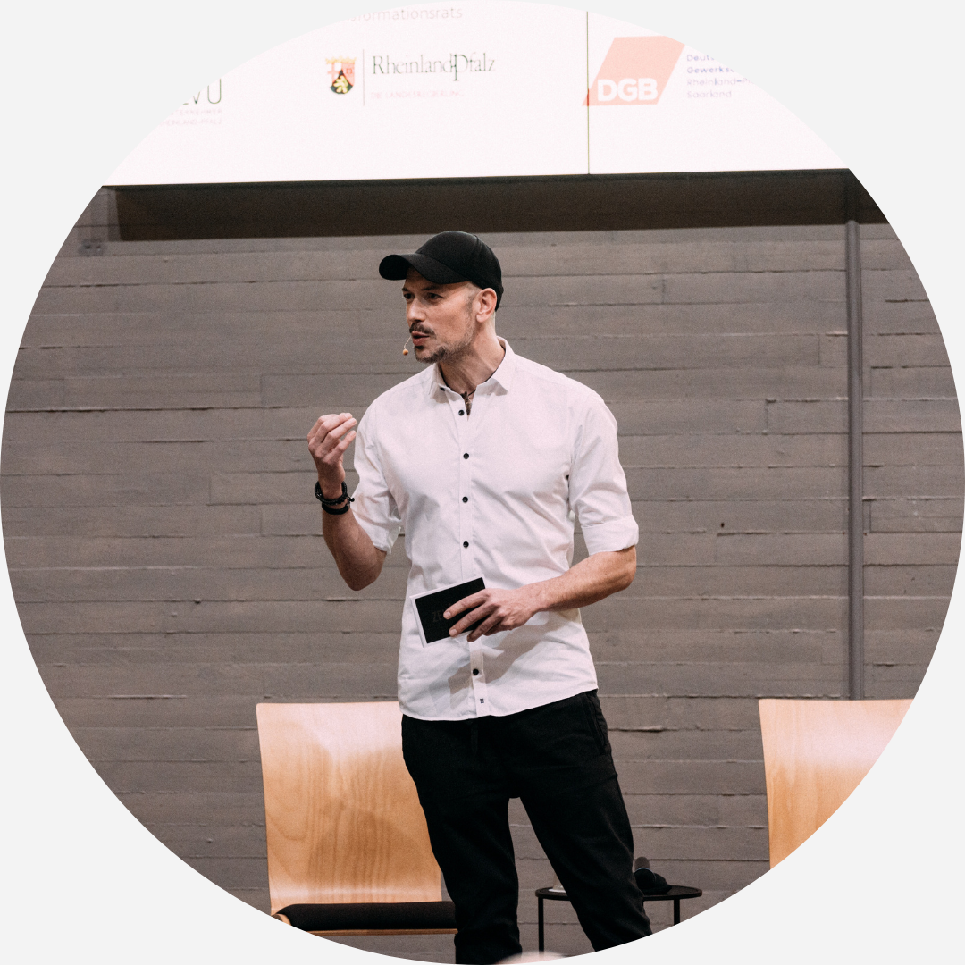 Nils Zeizinger Moderator
